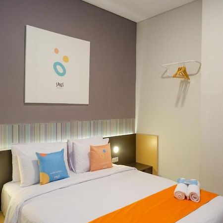 Sans Hotel Good Wish Semarang Jomblang ภายนอก รูปภาพ