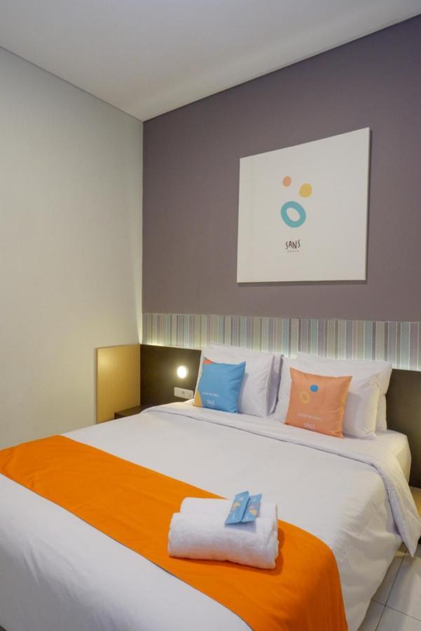 Sans Hotel Good Wish Semarang Jomblang ภายนอก รูปภาพ