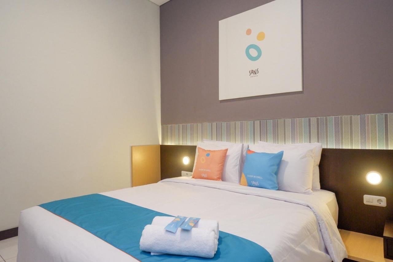 Sans Hotel Good Wish Semarang Jomblang ภายนอก รูปภาพ