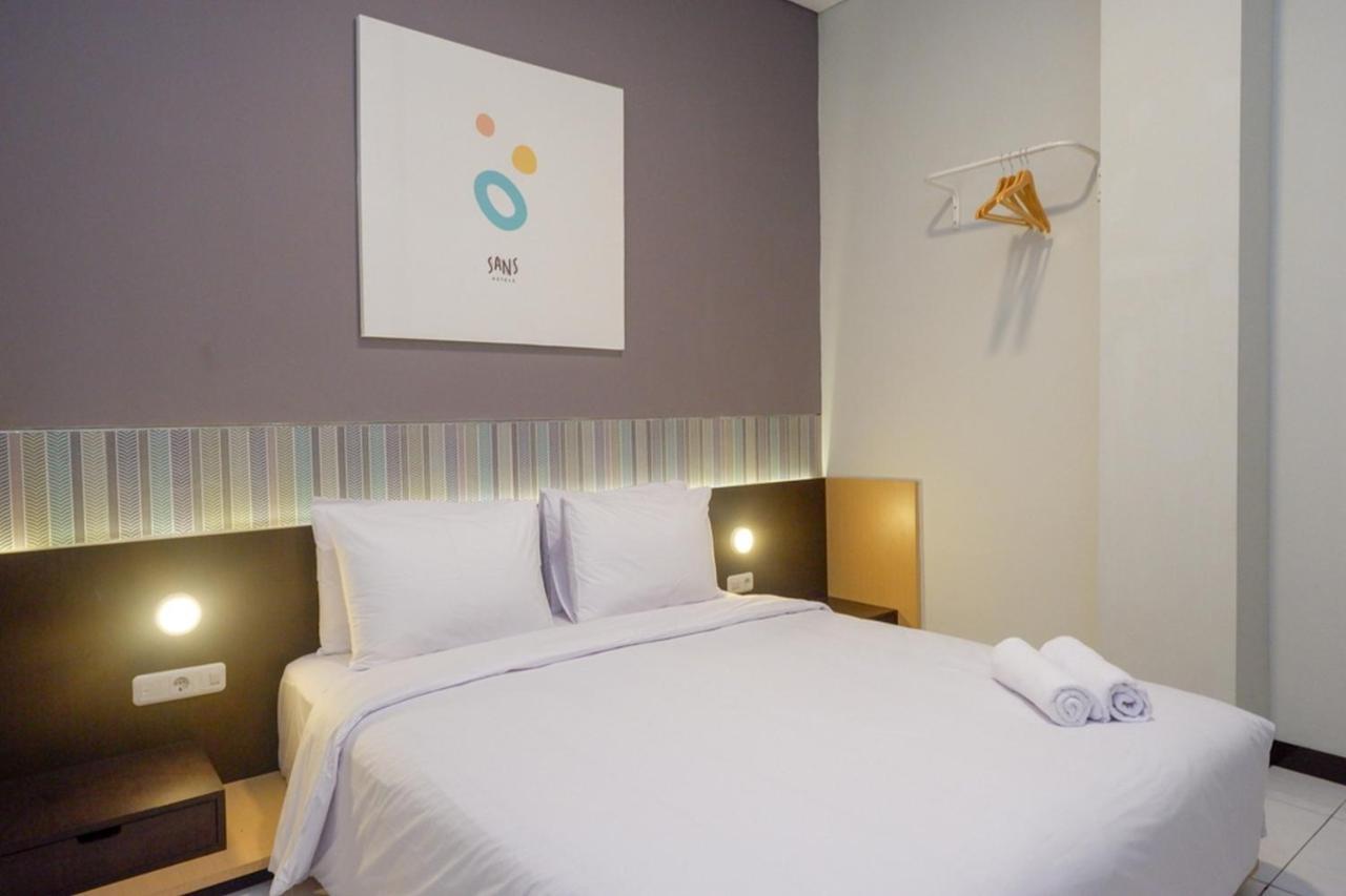 Sans Hotel Good Wish Semarang Jomblang ภายนอก รูปภาพ