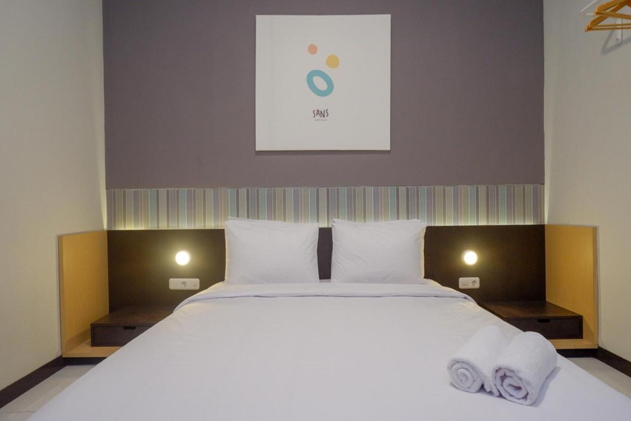 Sans Hotel Good Wish Semarang Jomblang ภายนอก รูปภาพ