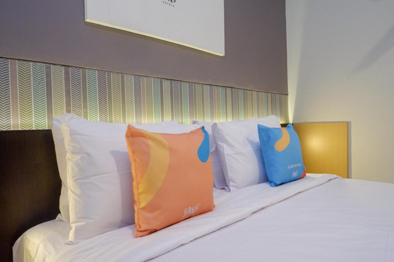 Sans Hotel Good Wish Semarang Jomblang ภายนอก รูปภาพ