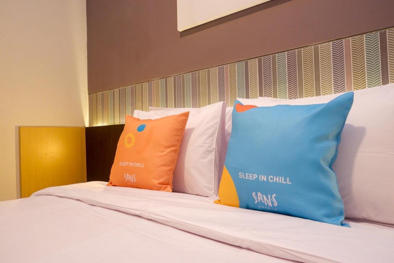 Sans Hotel Good Wish Semarang Jomblang ภายนอก รูปภาพ