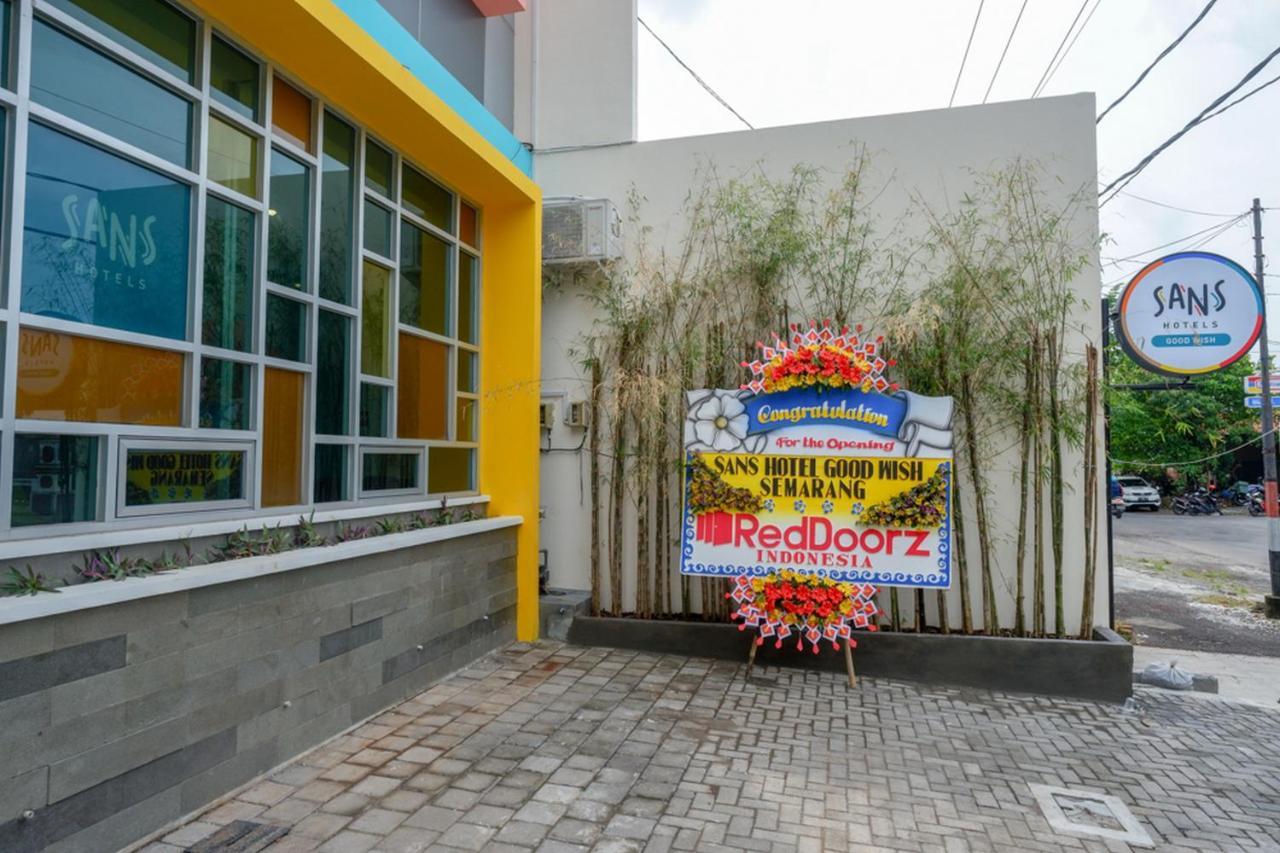 Sans Hotel Good Wish Semarang Jomblang ภายนอก รูปภาพ