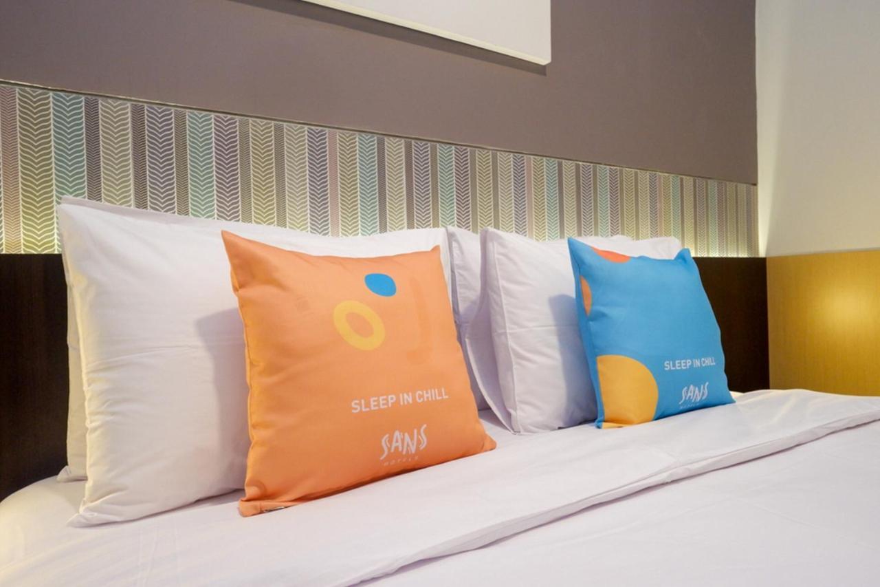 Sans Hotel Good Wish Semarang Jomblang ภายนอก รูปภาพ
