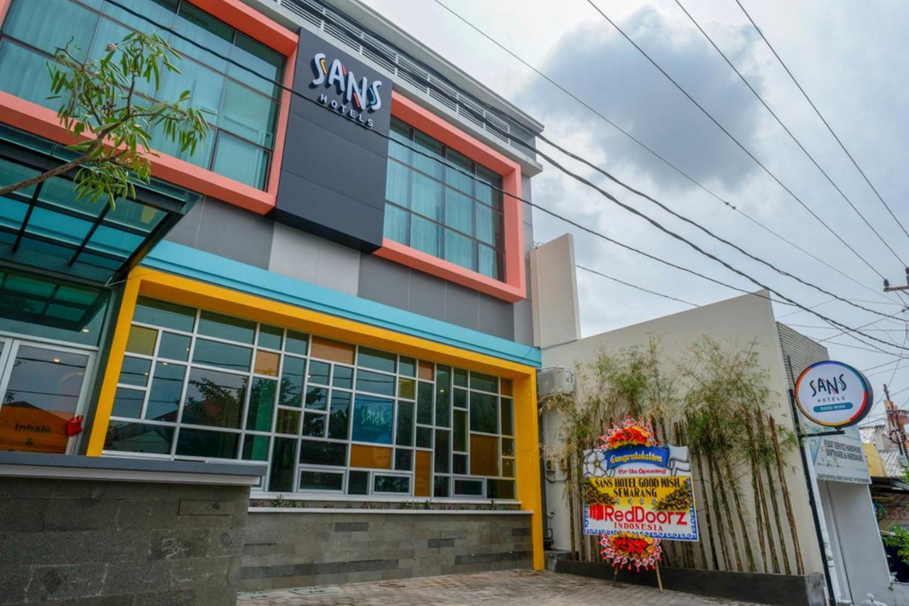 Sans Hotel Good Wish Semarang Jomblang ภายนอก รูปภาพ